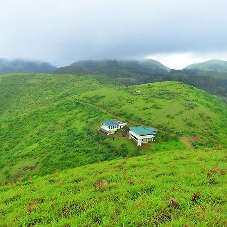 Green Meadows Vagamon Villa Luaran gambar