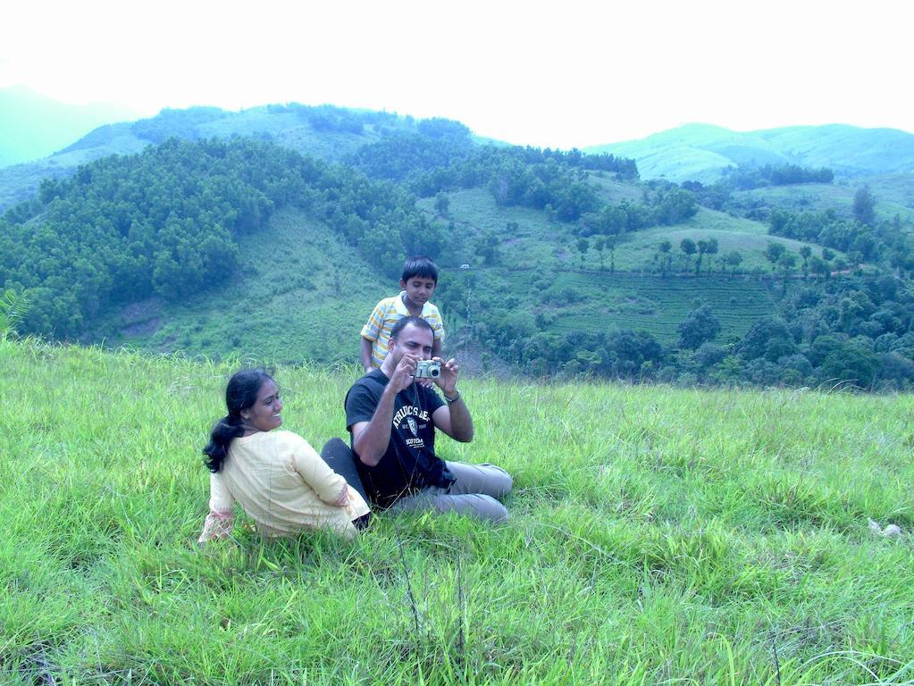 Green Meadows Vagamon Villa Luaran gambar