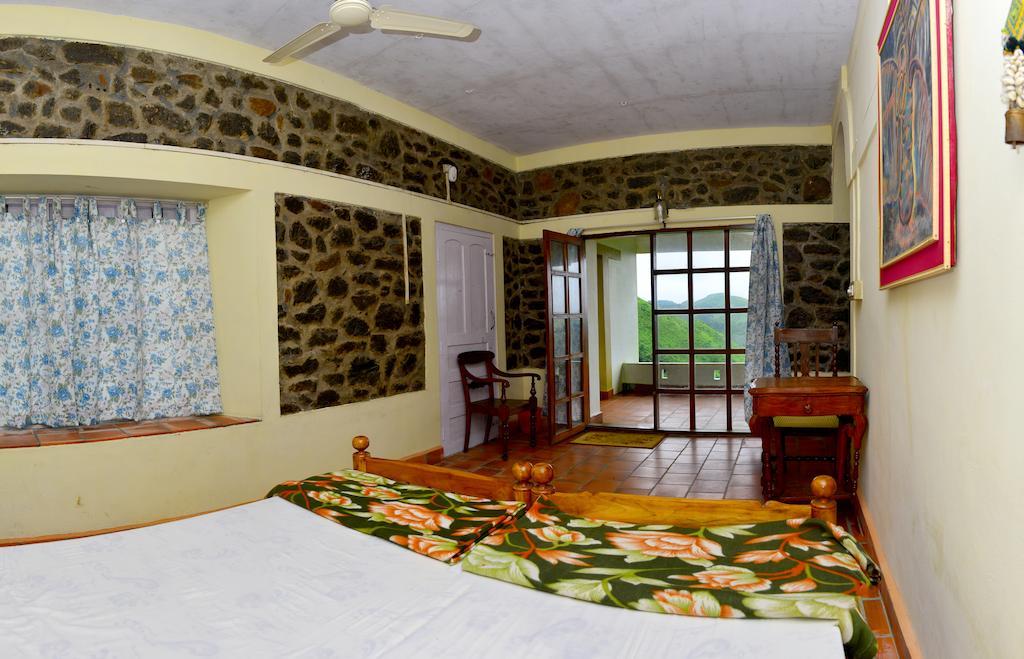 Green Meadows Vagamon Villa Bilik gambar